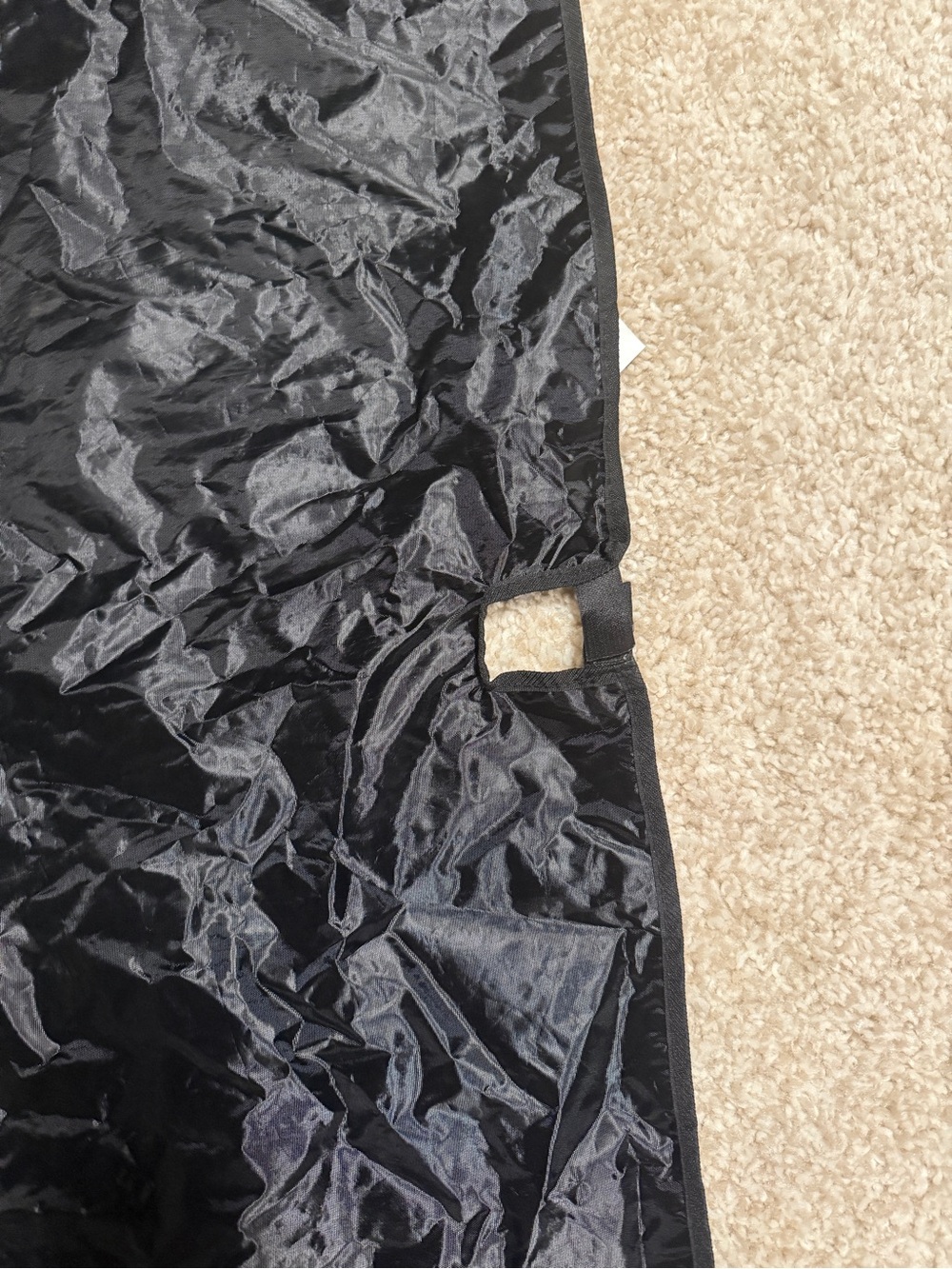 DOG WATERPROOF BLACK BACKSEAT CAR COVER WITH CLUPS AND STORAGE POCKETS - Picture 10 of 13